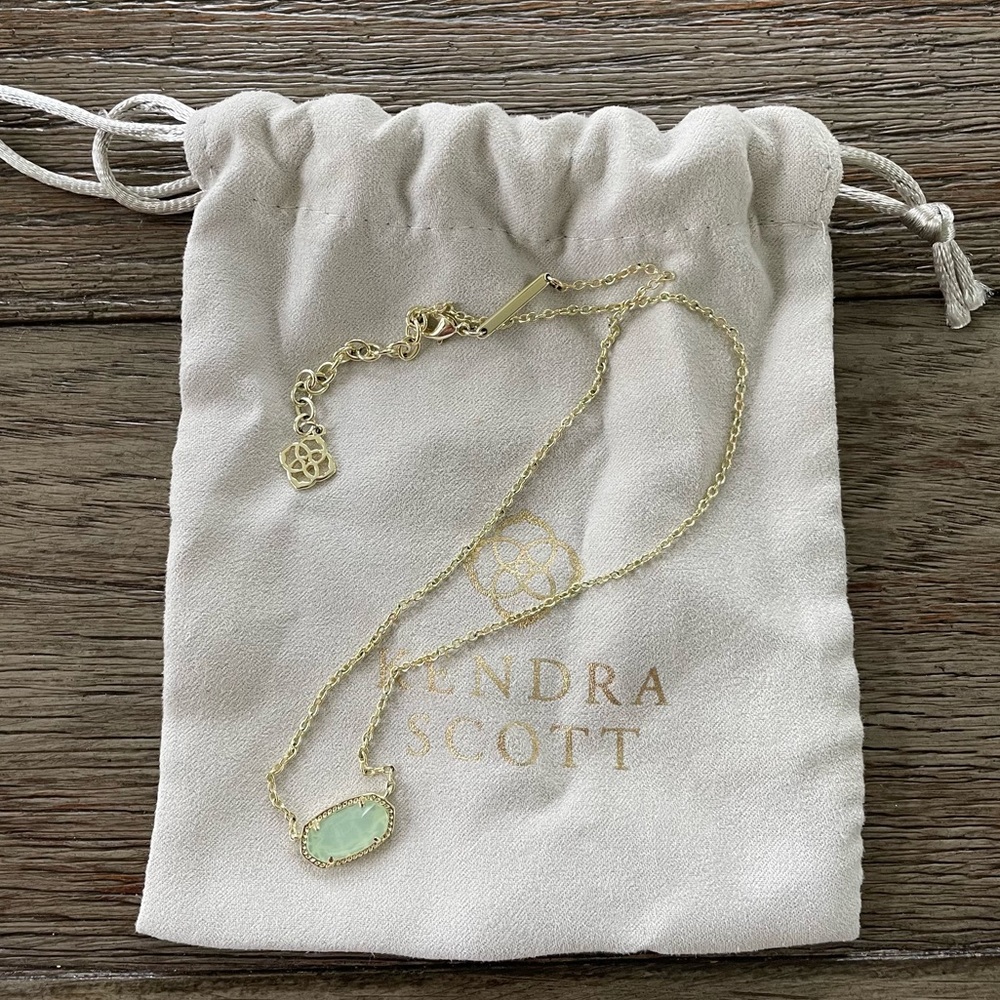 Kendra Scott Necklace